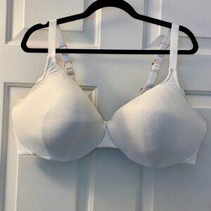 Trusst Lingerie “Marjory” 46DD Smooth Cup T-Shirt Bra in WHITE
